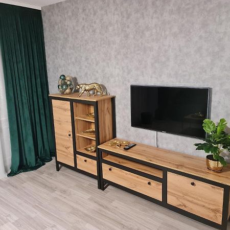 Apartament Nova Przy S3 Appartement Nowa Sol Buitenkant foto